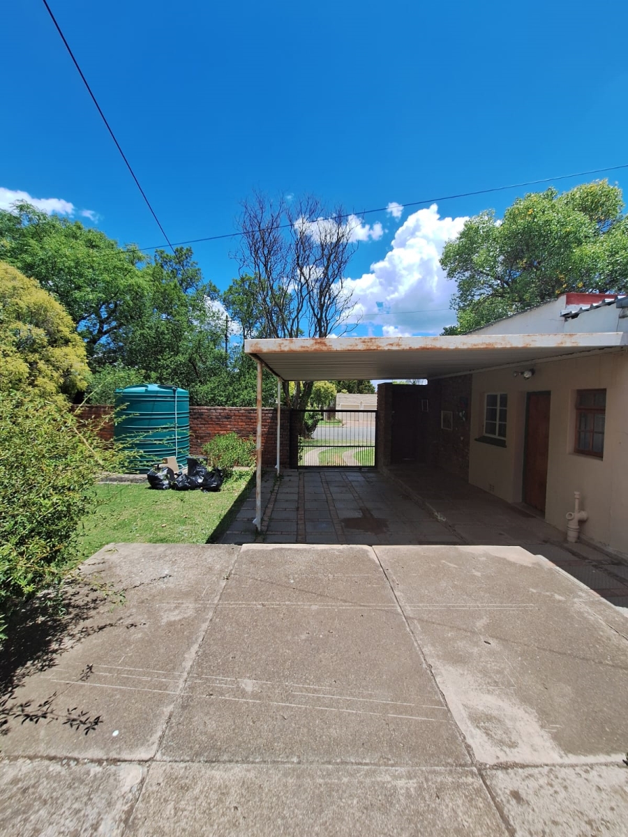To Let 3 Bedroom Property for Rent in Top Town Eastern Cape